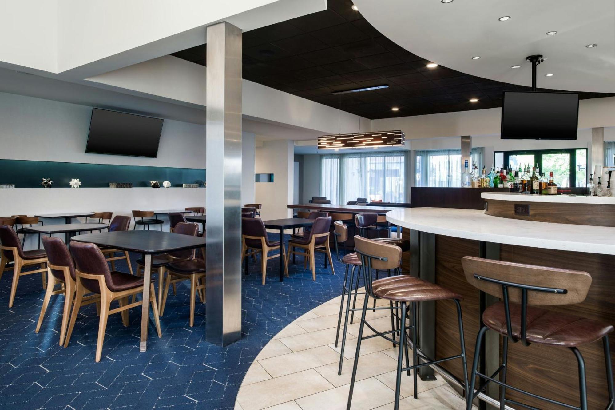 Courtyard By Marriott Phoenix Airport Exteriér fotografie