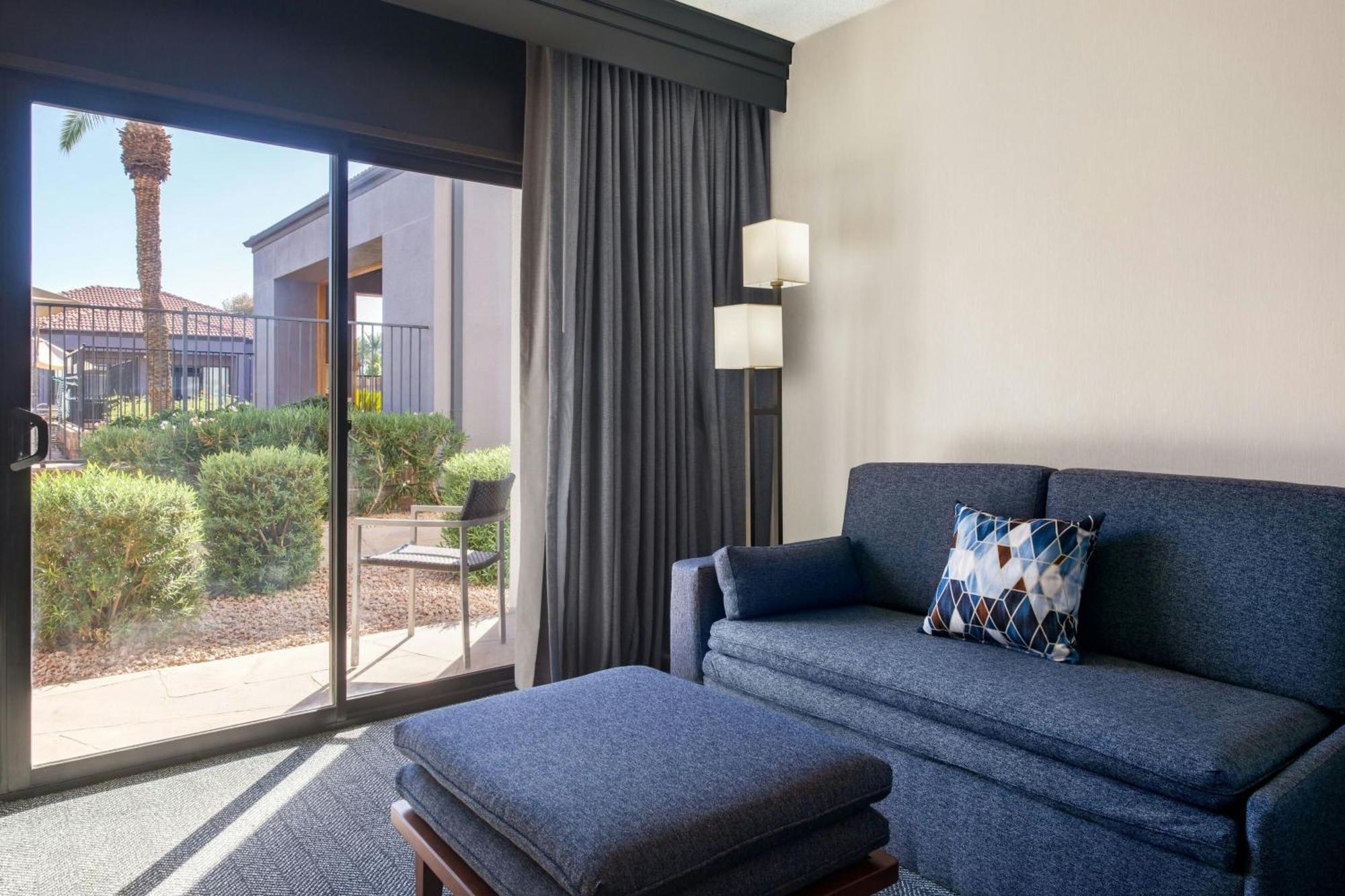Courtyard By Marriott Phoenix Airport Exteriér fotografie